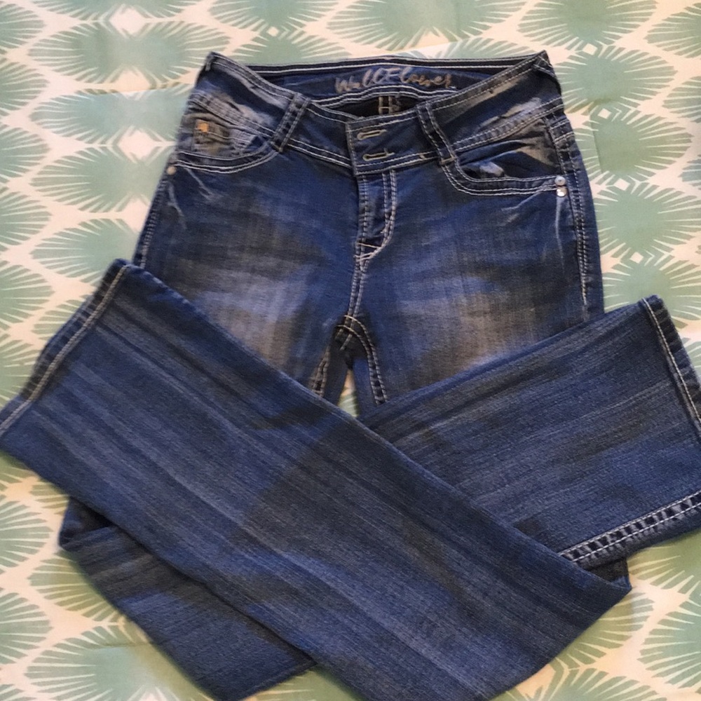 Juniors Womens Wallflower size 2/4 Jeans